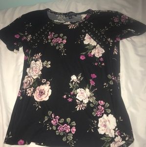 Floral top Size Small